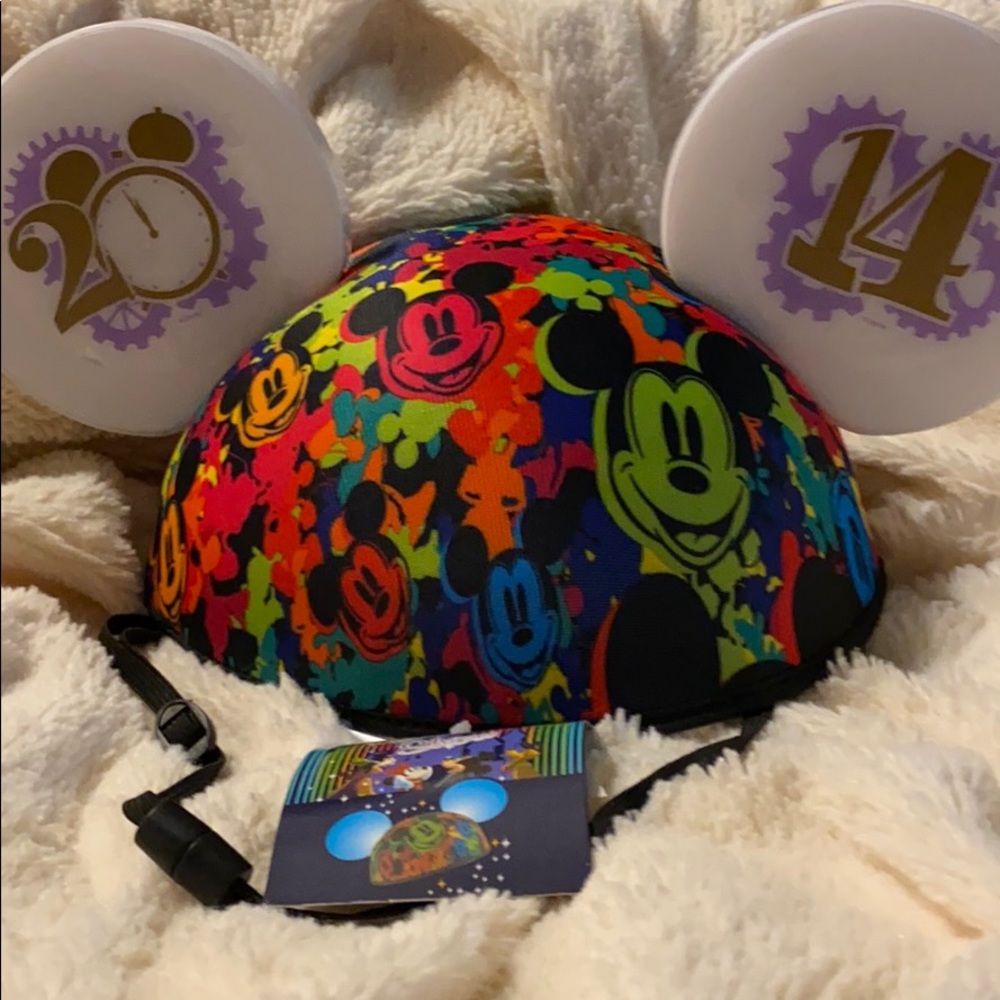 2013-14 Disney Parks Glow with the Show Ears